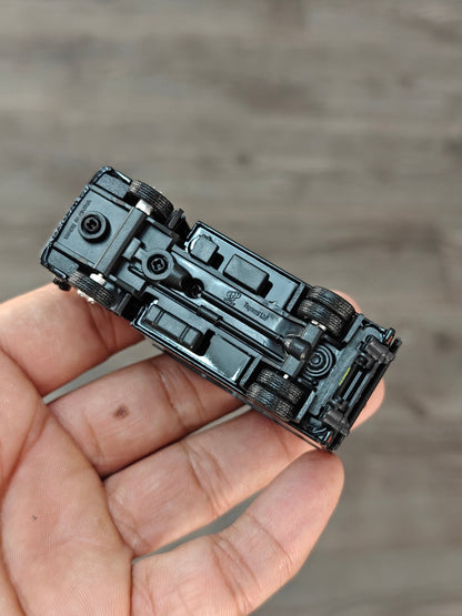Tiny City Isuzu N Series SF Express Truck - Kinder Logs