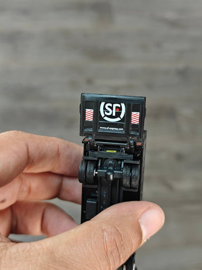 Tiny City Isuzu N Series SF Express Truck - Kinder Logs