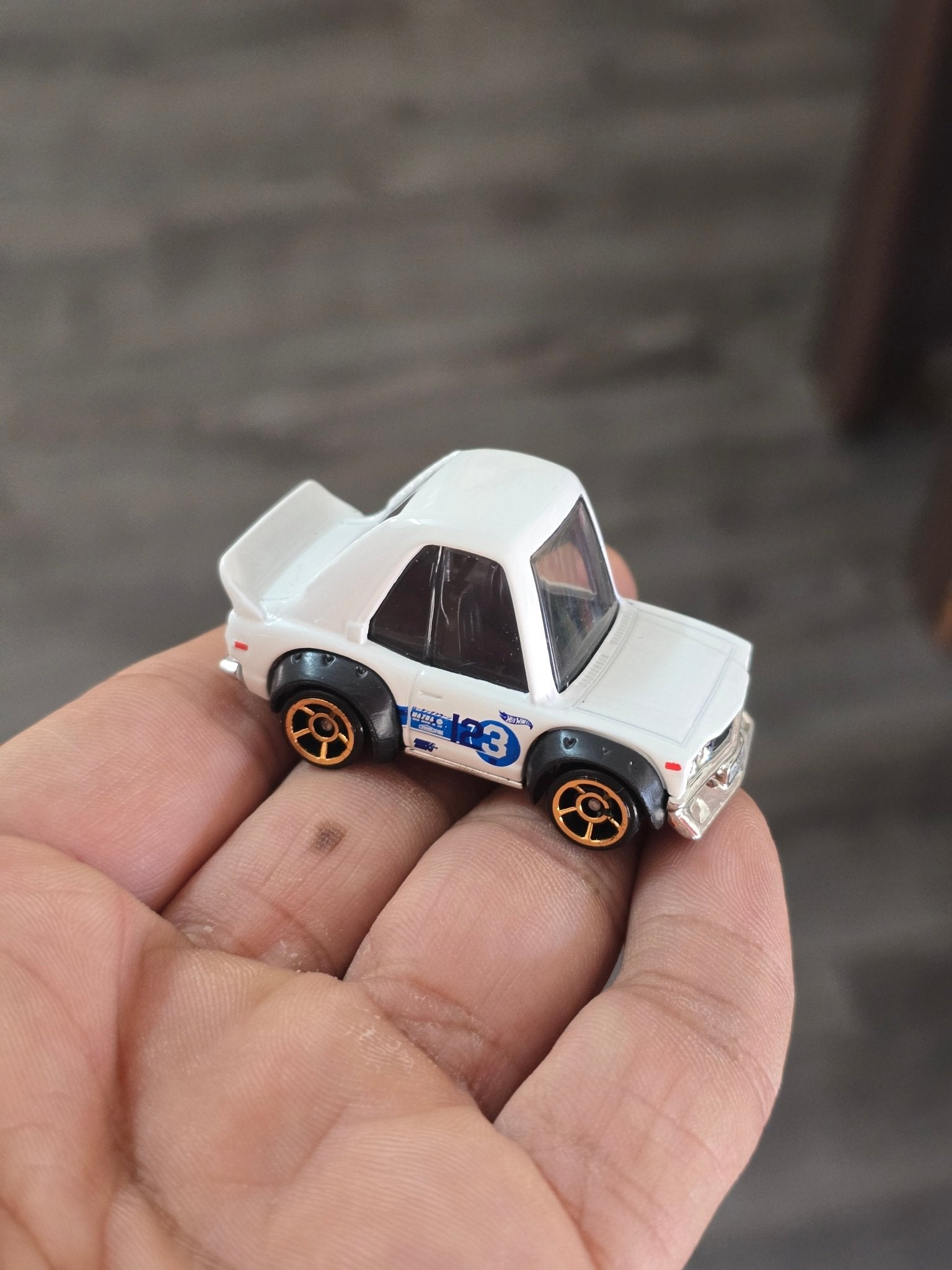 Tooned Hot Wheels Mazda RX - 3 - White (Uncarded - New) - Kinder Logs