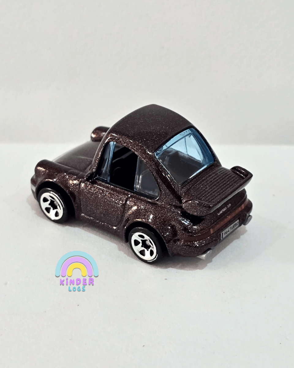 Tooned Hot Wheels Porsche 911 Turbo (Uncarded) - Kinder Logs