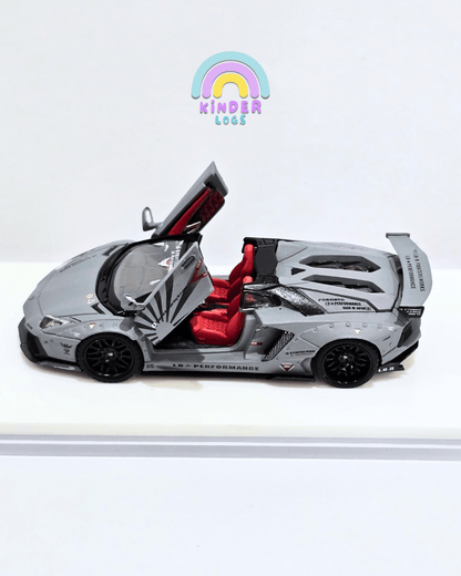 TPC Lamborghini Aventador LP700 - 4 LBWK LP720 (Rare) - Kinder Logs
