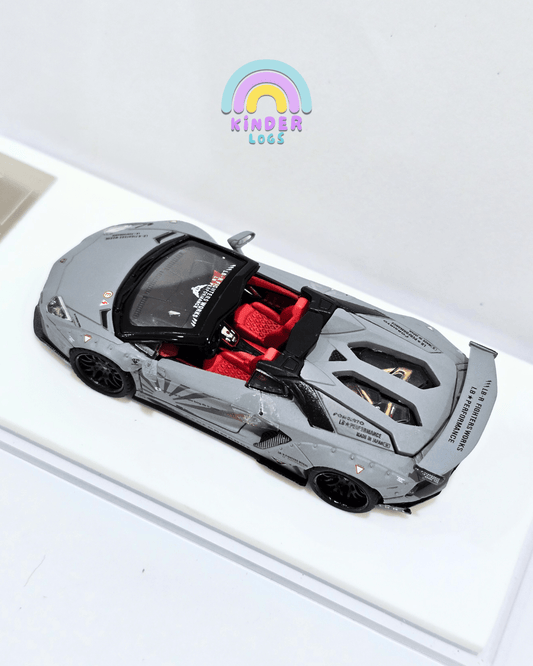 TPC Lamborghini Aventador LP700 - 4 LBWK LP720 (Rare) - Kinder Logs