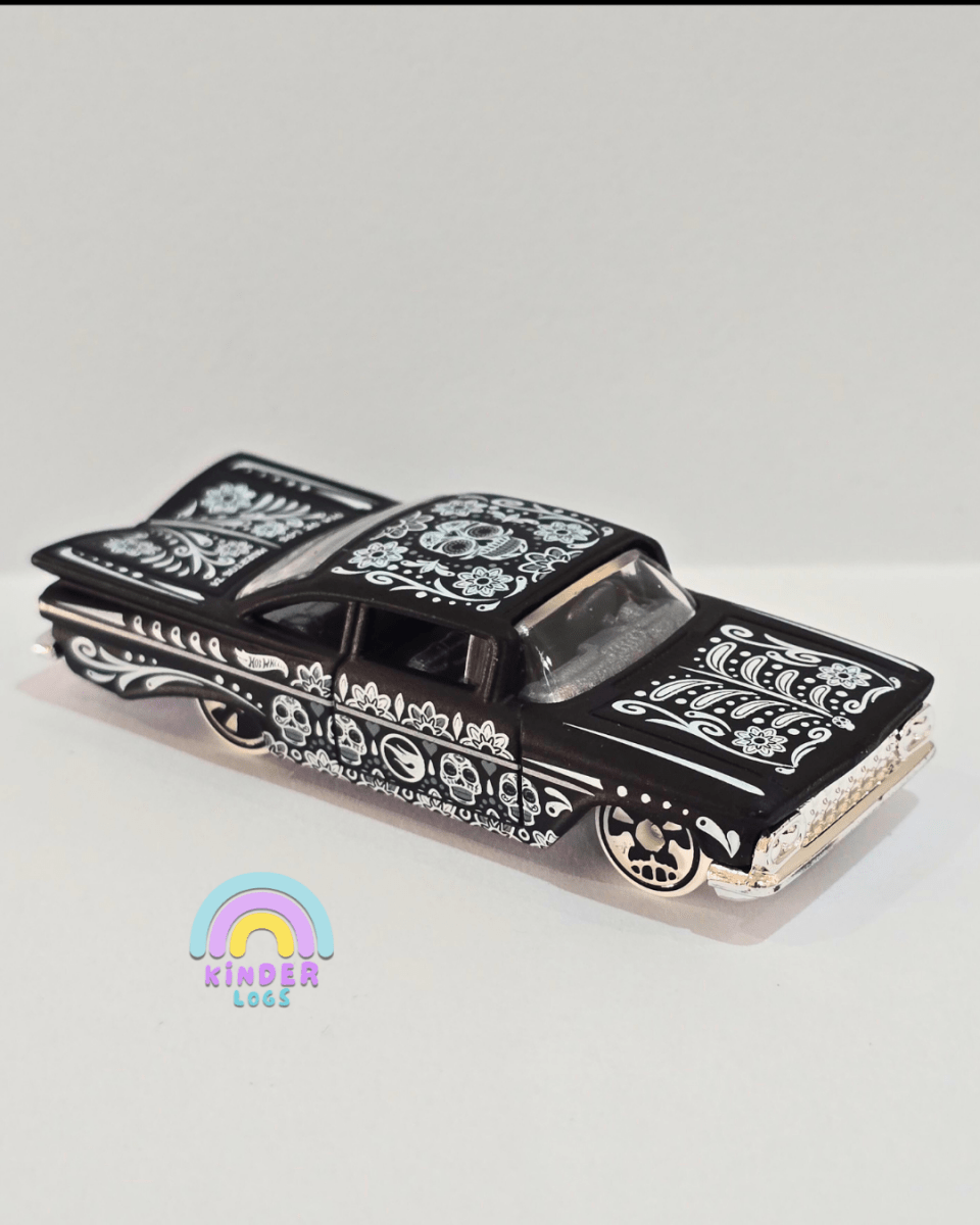 Treasure Hunt Hot Wheels 1959 Chevy Impala (Uncarded) - Kinder Logs