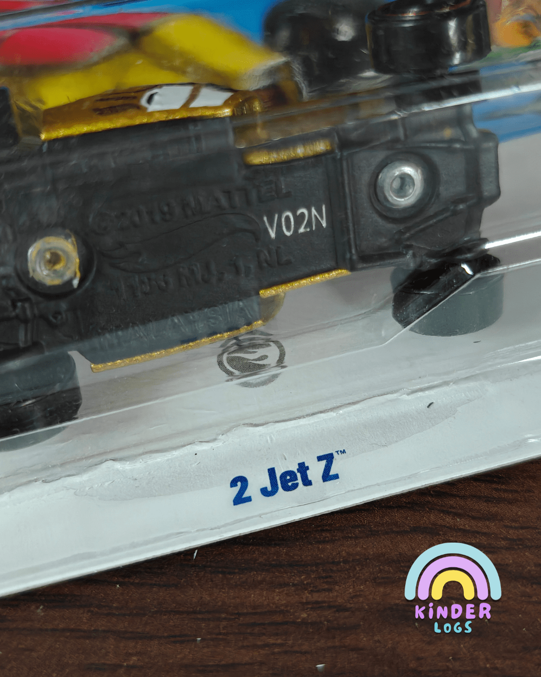 Treasure Hunt Hot Wheels 2 Jet Z (Short Card - Imported) - Kinder Logs
