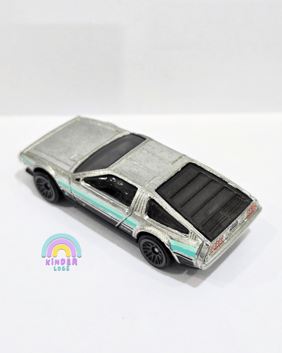 Treasure Hunt Hot Wheels DMC Delorean (Uncarded) - Kinder Logs