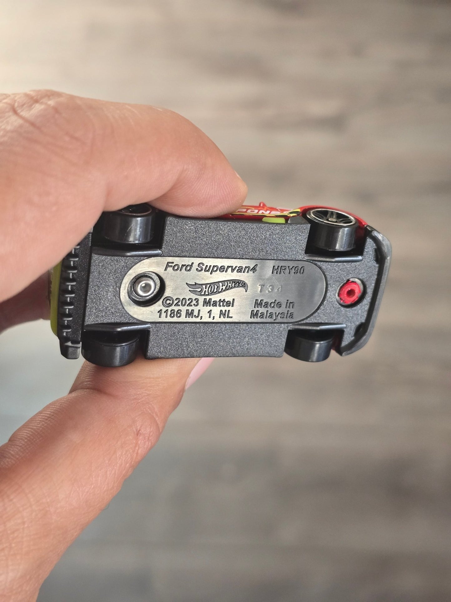 Treasure Hunt Hot Wheels Ford Performance Supervan 4 (Uncarded - New) - Kinder Logs