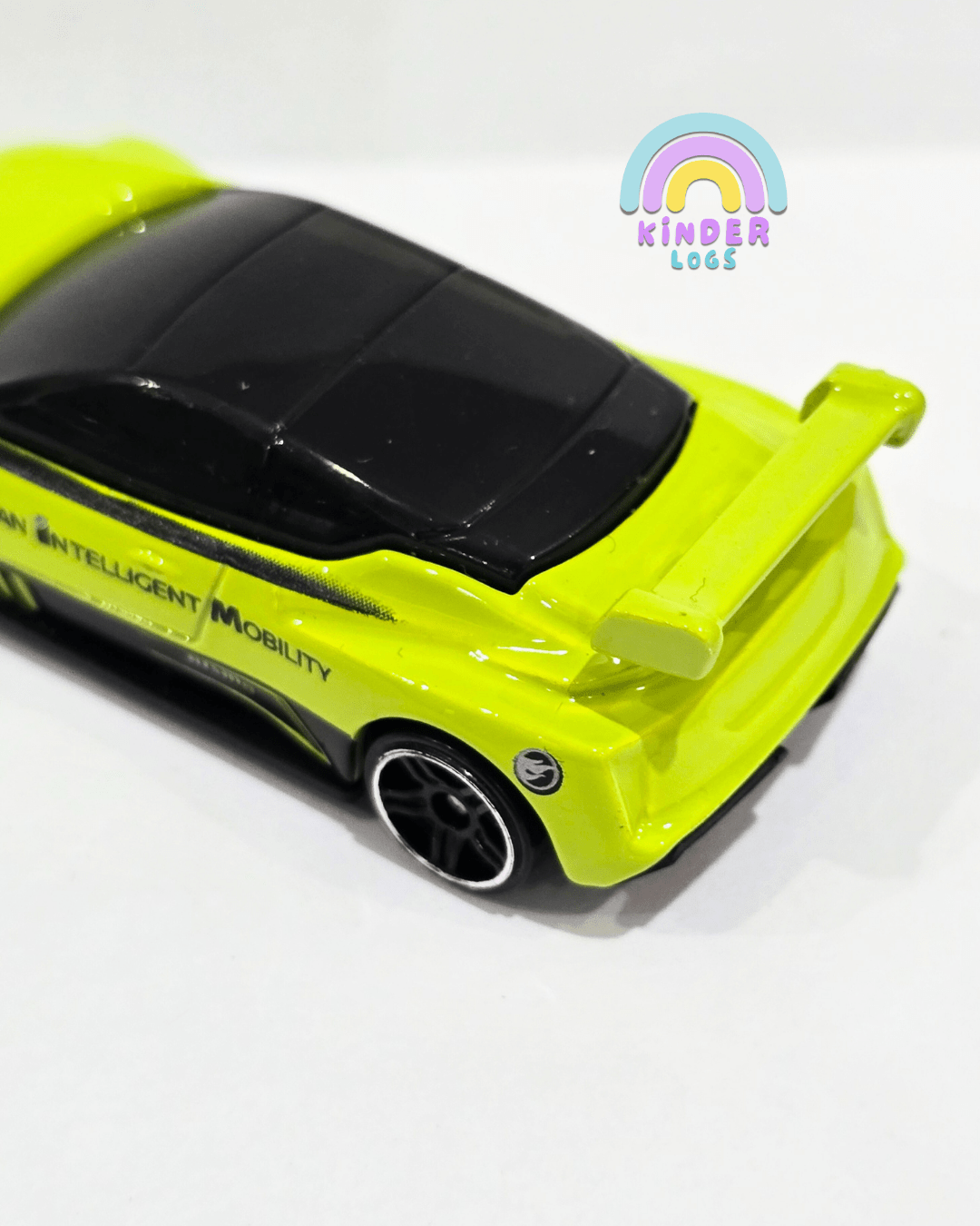 Treasure Hunt Hot Wheels Nissan Leaf Nismo RC 02 (Uncarded) - Kinder Logs