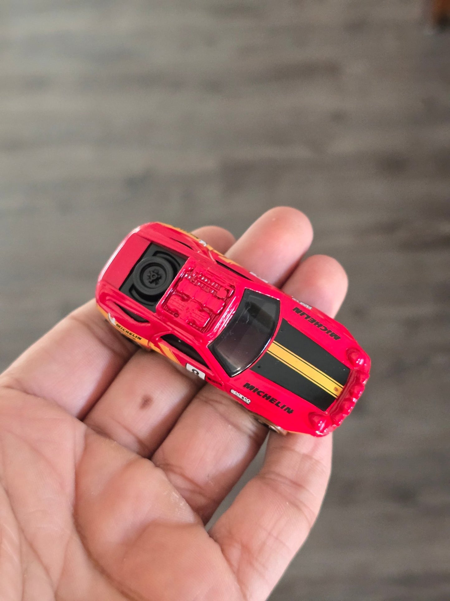 Treasure Hunt Hot Wheels Porsche 928S Safari (Uncarded - New) - Kinder Logs