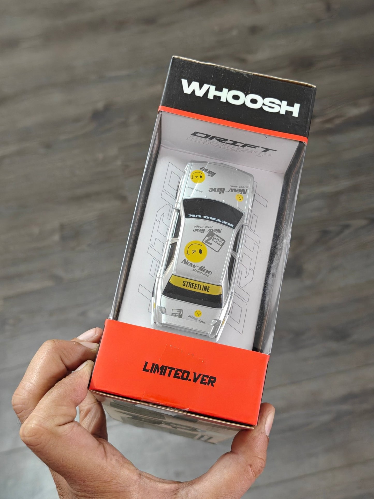 Whoosh 1:43 Mercedes Drift RC Car - 25 KMPH Speed (Silver) - Kinder Logs