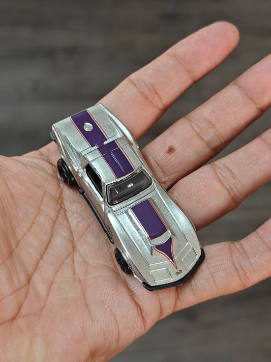 ZAMAC Hot Wheels 1969 Chevrolet Corvette (Uncarded - New) - Kinder Logs