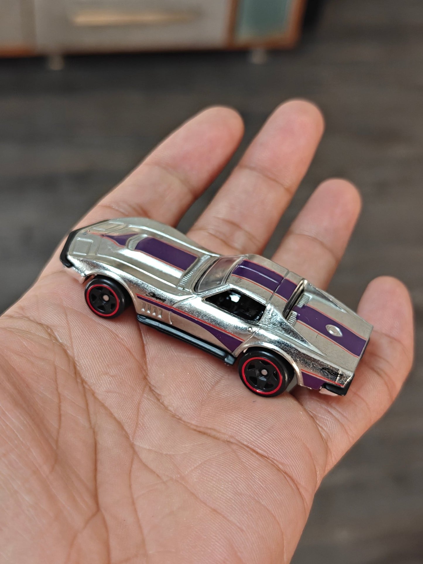 ZAMAC Hot Wheels 1969 Chevrolet Corvette (Uncarded - New) - Kinder Logs