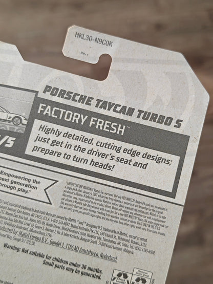 ZAMAC Hot Wheels Porsche Taycan Turbo S (Imported) - Kinder Logs