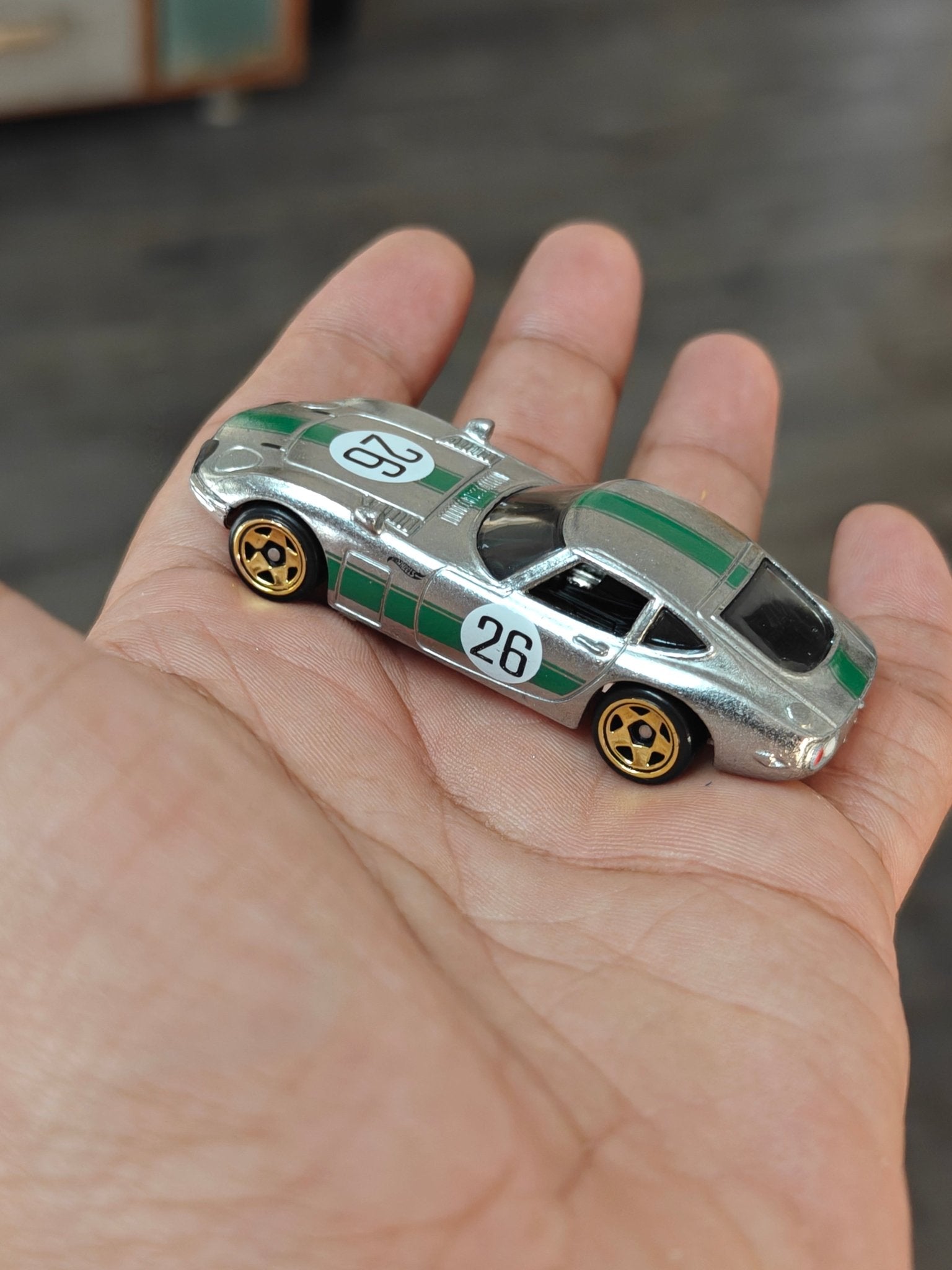 ZAMAC Hot Wheels Toyota 2000GT (Uncarded - New) - Kinder Logs
