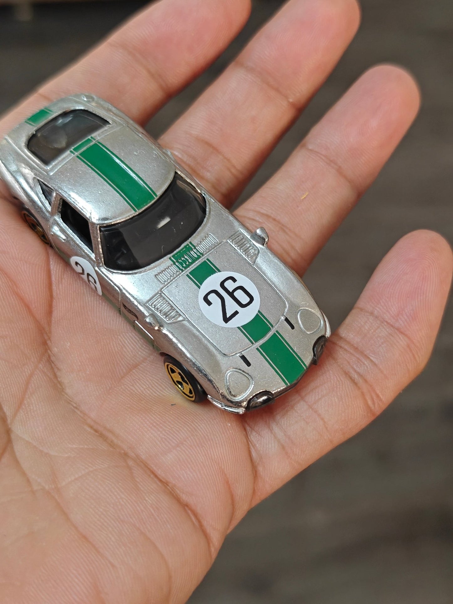 ZAMAC Hot Wheels Toyota 2000GT (Uncarded - New) - Kinder Logs